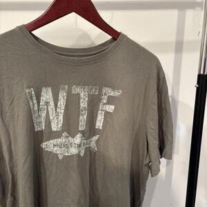 Life Is Good WTF Where’s The Fish Tee Gray Graphic Shirt – Size Large